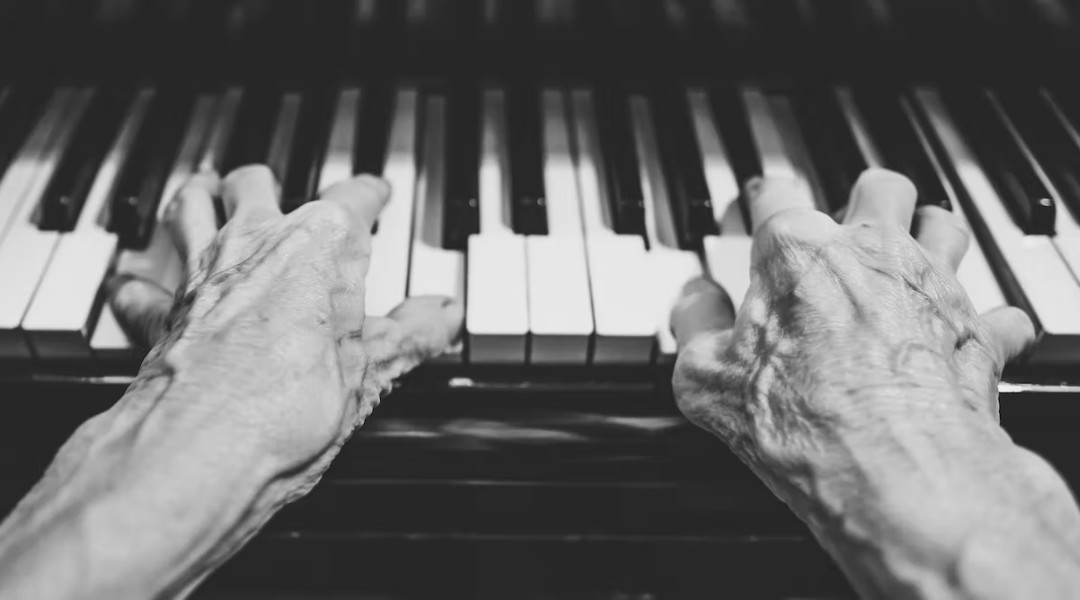 El desafío de vivir la vejez con dignidad